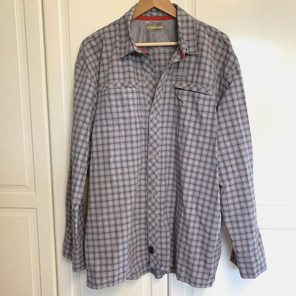 Cabela's Fishing Outdoor Button Shirt Gray Red Plaid Vented Pockets Mens XL